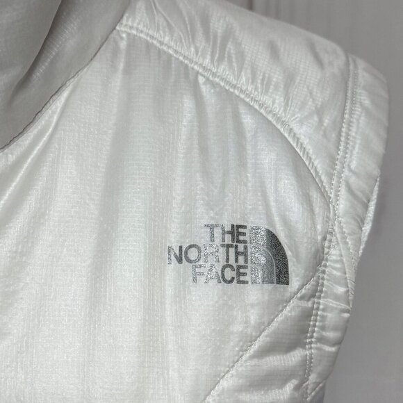 The North Face Women’s Flight Touji Vest Medium White Gray Primaloft EUC - Picture 4 of 12